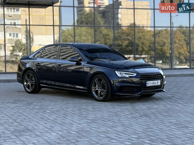 Седан Audi A4 2016 в Днепре
