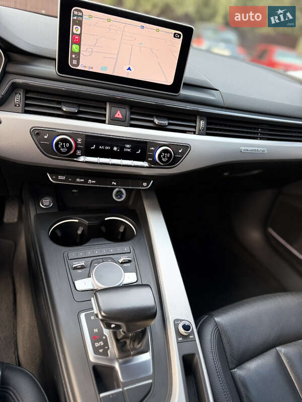 Седан Audi A4 2018 в Львове