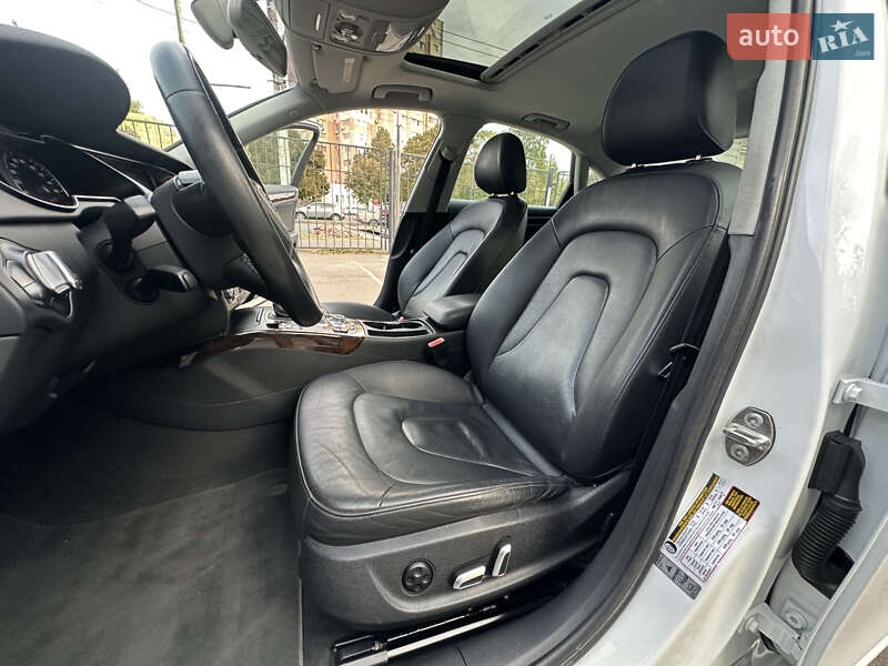 Седан Audi A4 2014 в Одесі