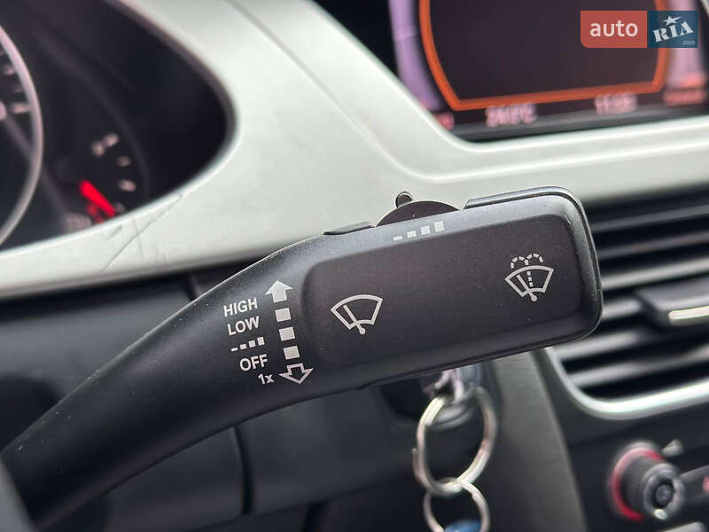 Седан Audi A4 2011 в Дніпрі