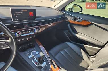 Седан Audi A4 2018 в 