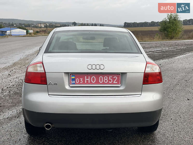 Седан Audi A4 2002 в Корсунь-Шевченківському