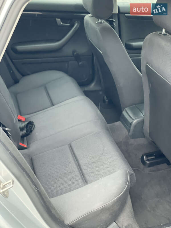 Седан Audi A4 2002 в Корсунь-Шевченківському