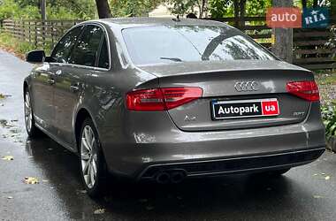 Седан Audi A4 2014 в 