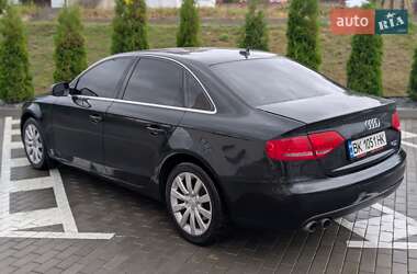 Седан Audi A4 2010 в 
