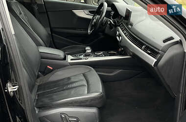 Седан Audi A4 2017 в 