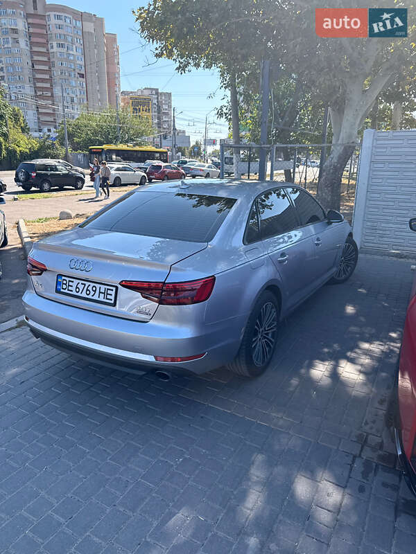Седан Audi A4 2016 в Одессе