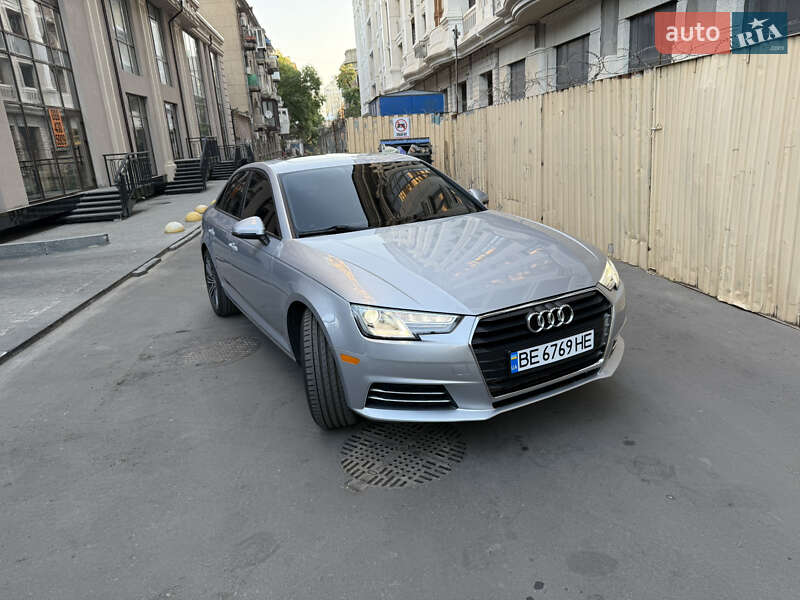 Седан Audi A4 2016 в Одессе