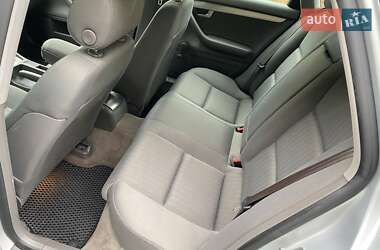 Седан Audi A4 2002 в 