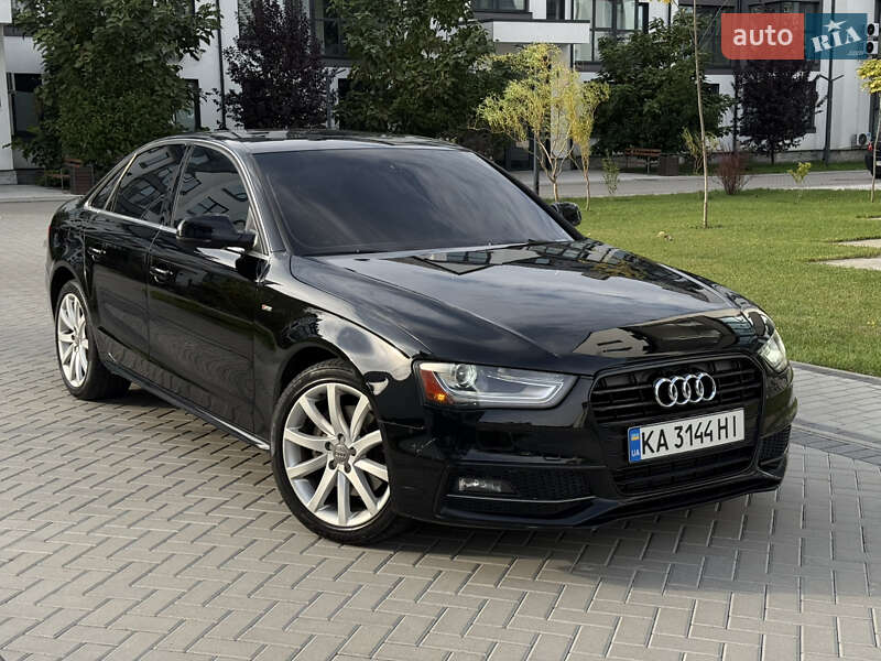 Седан Audi A4 2013 в 