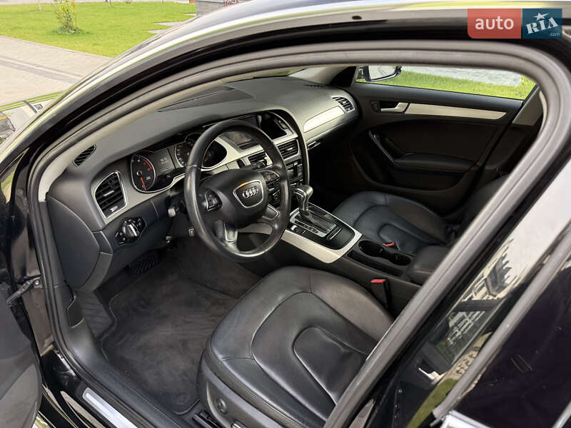 Седан Audi A4 2013 в Києві