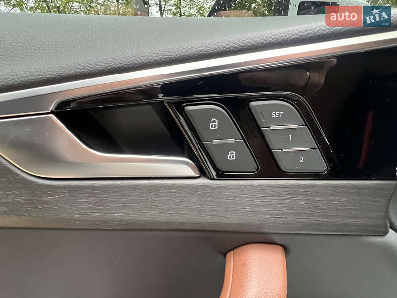 Седан Audi A4 2020 в Києві фото 23 Седан Audi A4 2020 в Києві