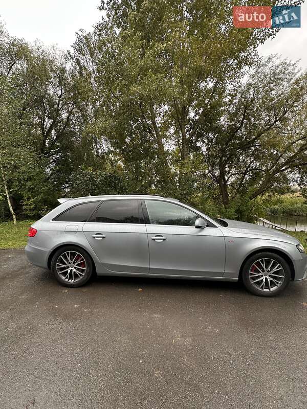 Універсал Audi A4 2009 в Рівному