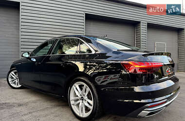 Седан Audi A4 2024 в 