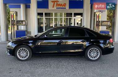 Седан Audi A4 2011 в 