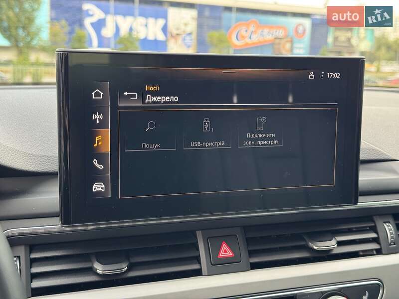 Седан Audi A4 2022 в Киеве