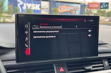 Седан Audi A4 2022 в 