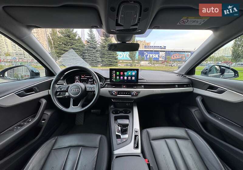 Седан Audi A4 2022 в Киеве