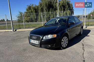 Седан Audi A4 2005 в 