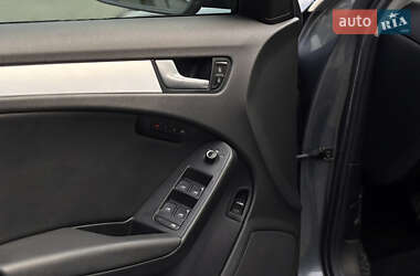 Седан Audi A4 2012 в 