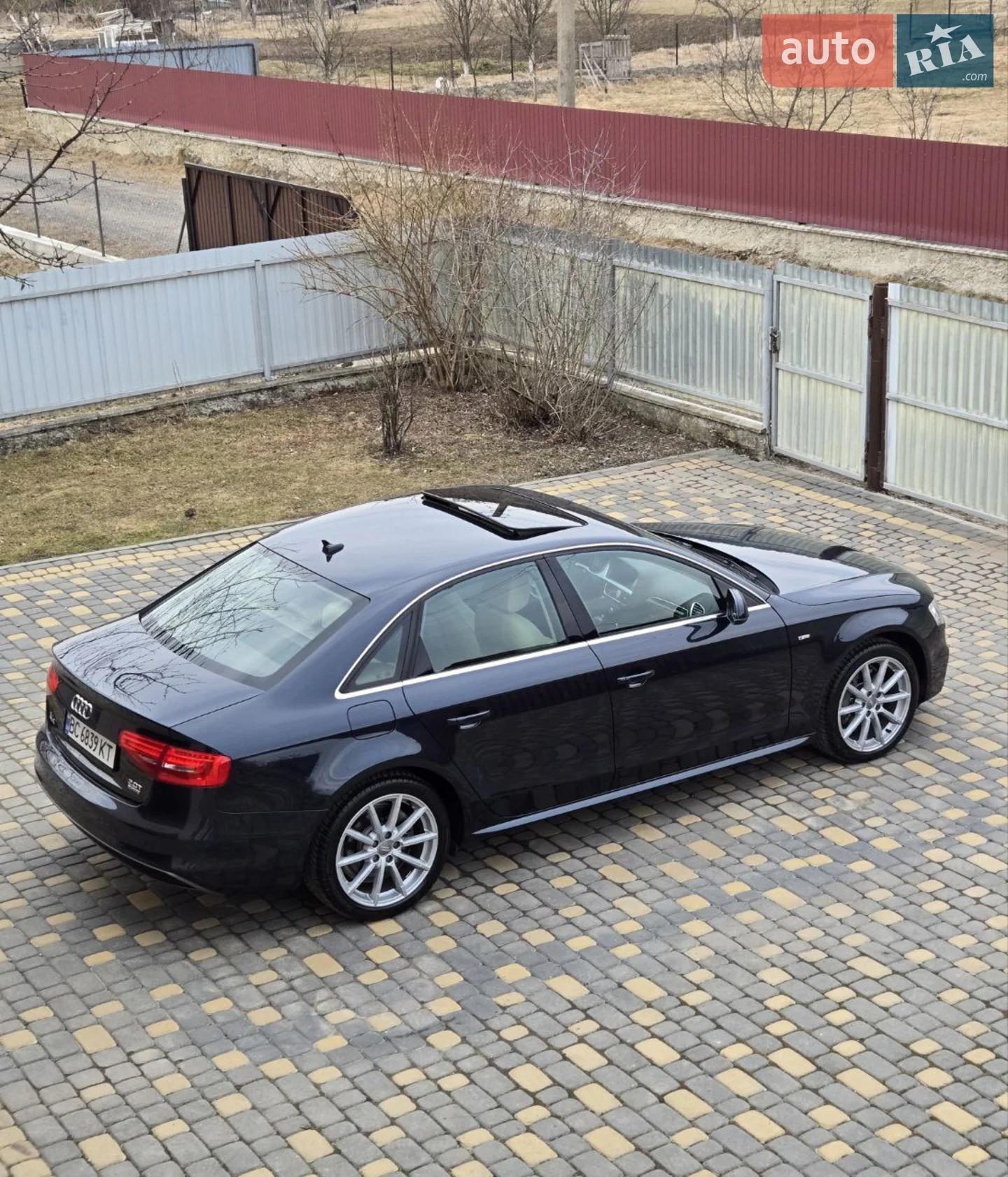 Audi A4 2015 VIN WAUBFAFL3FN038233 фото оголошення 2 з 5