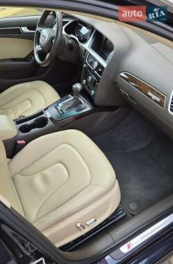 Седан Audi A4 2015 в 