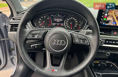 Седан Audi A4 2021 в 