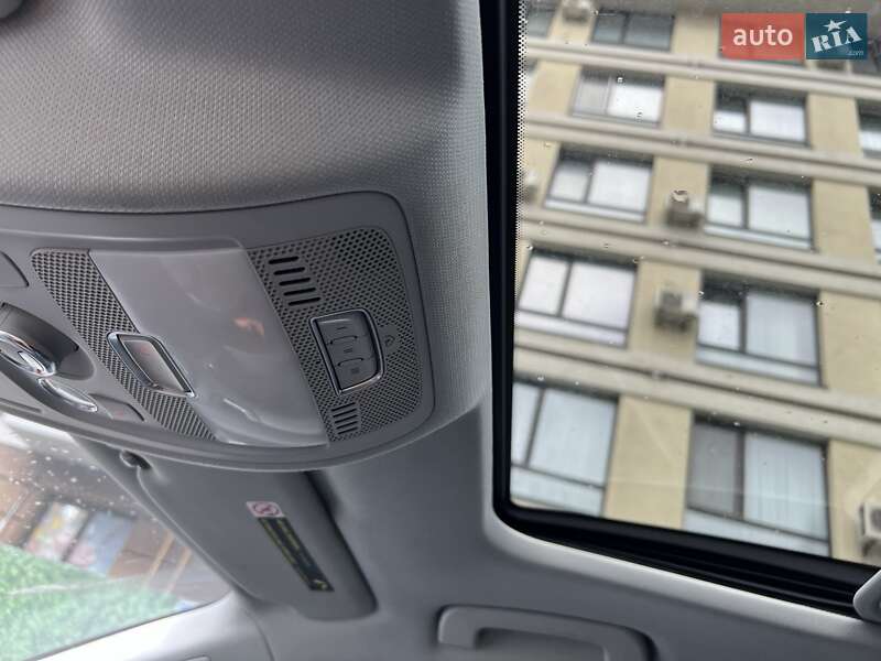 Седан Audi A4 2013 в Києві фото 10 Седан Audi A4 2013 в Києві