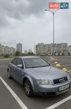 Седан Audi A4 2004 в 