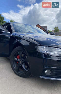 Універсал Audi A4 2009 в 