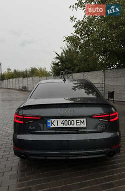Седан Audi A4 2017 в 