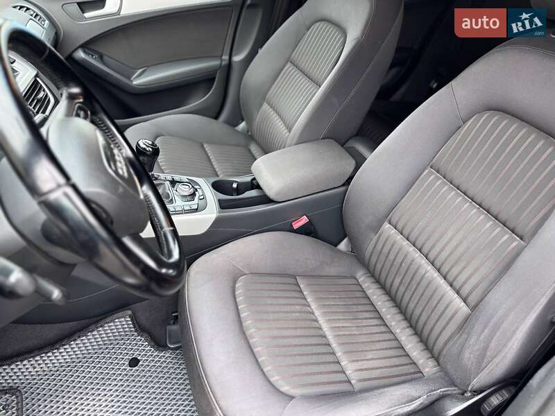 Седан Audi A4 2010 в Коломые