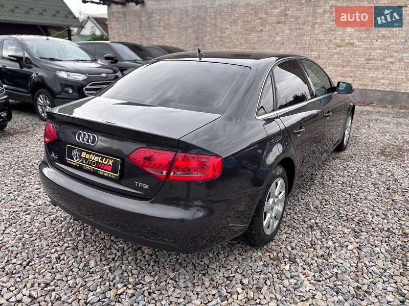 Седан Audi A4 2010 в Коломые