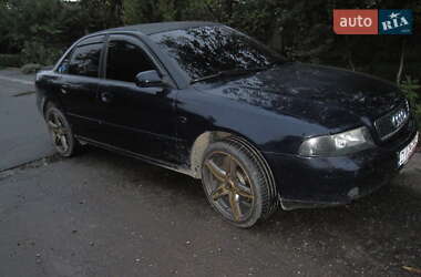 Седан Audi A4 1999 в 
