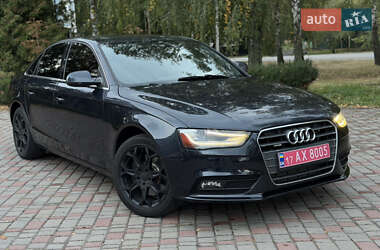 Седан Audi A4 2013 в 