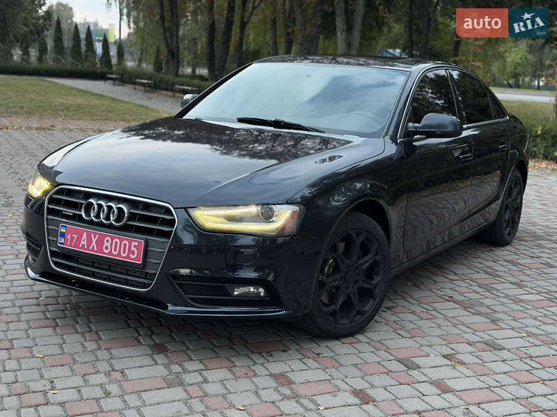 Седан Audi A4 2013 в Лубнах