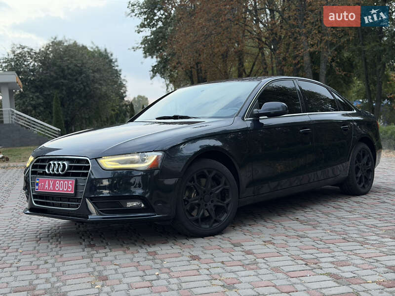Седан Audi A4 2013 в Лубнах