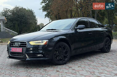 Седан Audi A4 2013 в 