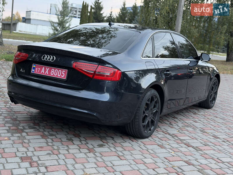 Седан Audi A4 2013 в Лубнах