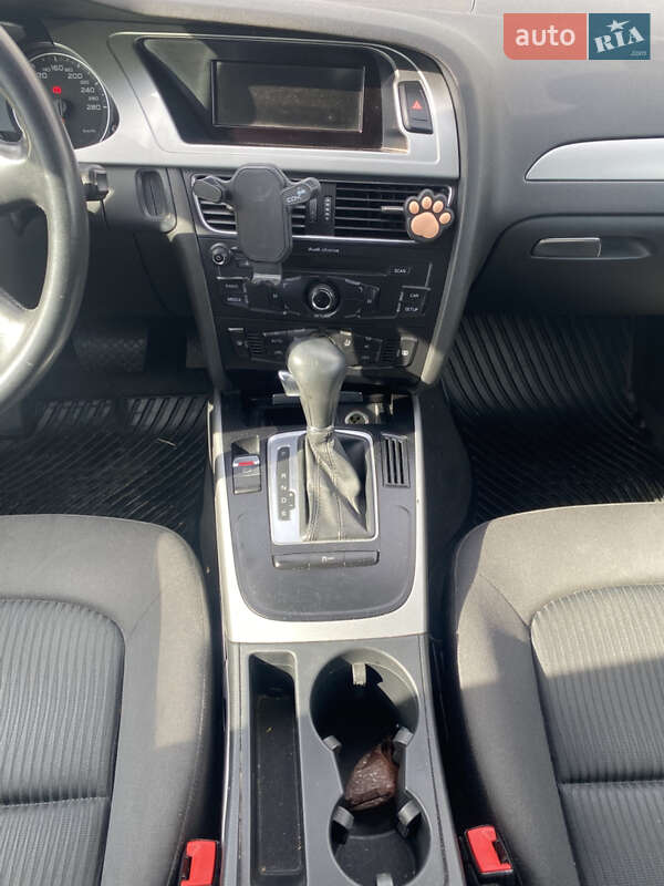 Универсал Audi A4 2010 в Львове