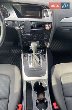 Універсал Audi A4 2010 в 