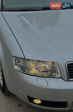 Седан Audi A4 2003 в 