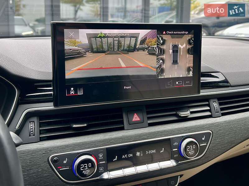 Седан Audi A4 2022 в Киеве