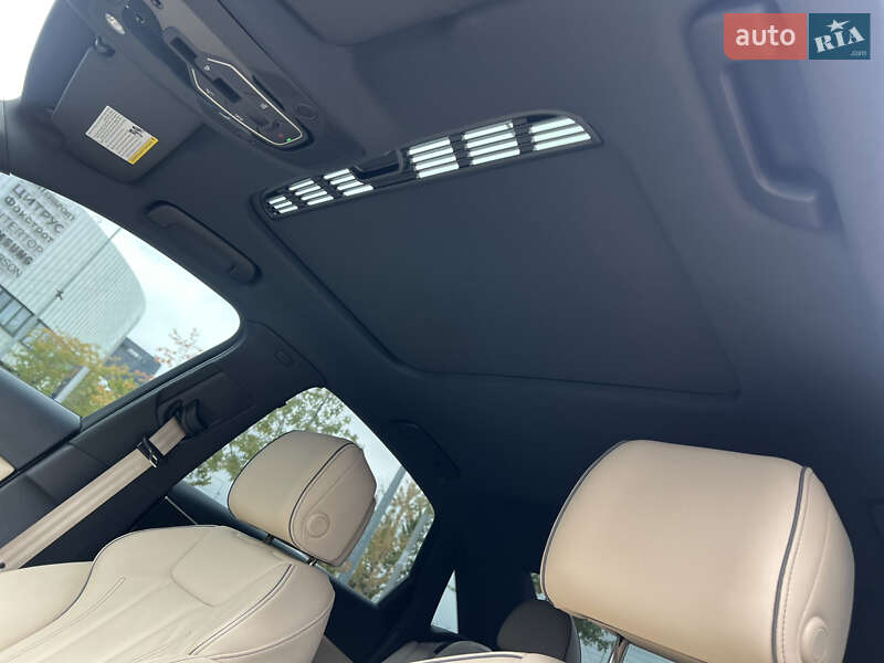 Седан Audi A4 2022 в Киеве