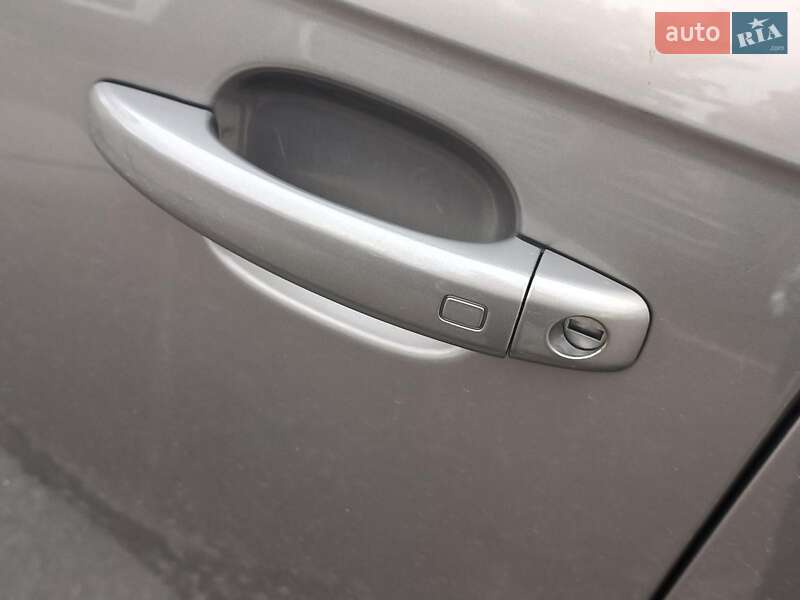 Седан Audi A4 2008 в Харкові