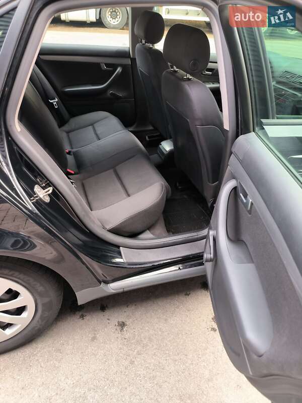 Седан Audi A4 2002 в Киеве
