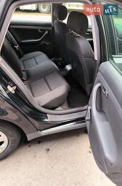 Седан Audi A4 2002 в 
