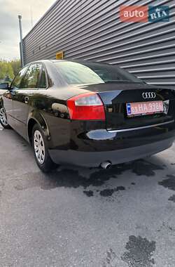 Седан Audi A4 2002 в 