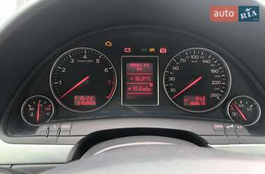 Седан Audi A4 2002 в 