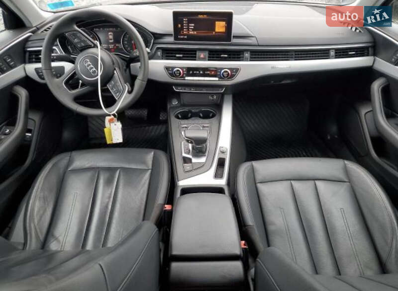 Седан Audi A4 2017 в Львові